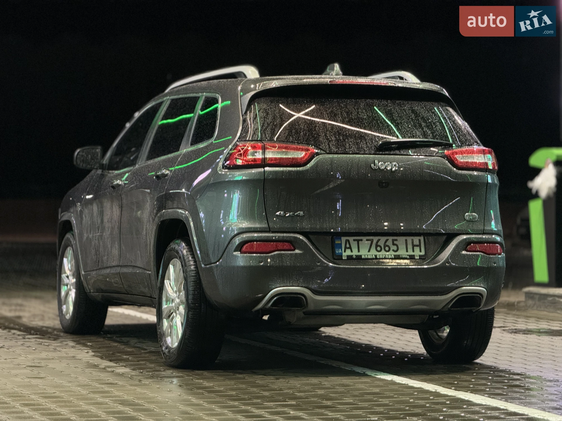 2017 Jeep Cherokee - мініатюра 16