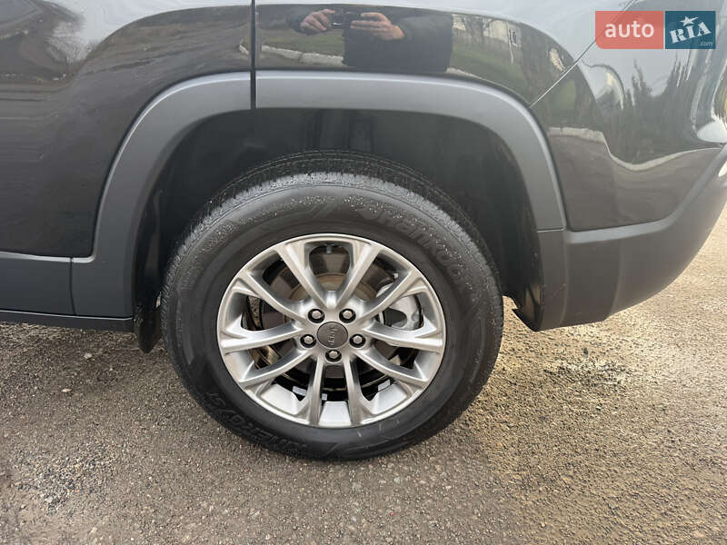 Внедорожник / Кроссовер Jeep Cherokee 2018 в Полтаве фото 23 Внедорожник / Кроссовер Jeep Cherokee 2018 в Полтаве