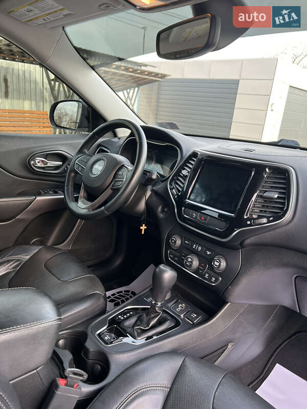 Внедорожник / Кроссовер Jeep Cherokee 2019 в Белой Церкви