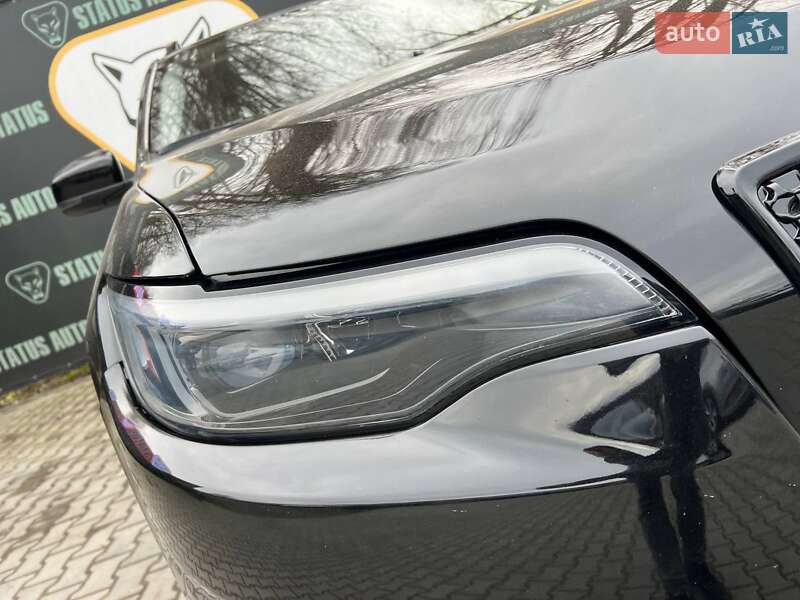 Внедорожник / Кроссовер Jeep Cherokee 2020 в Хмельницком