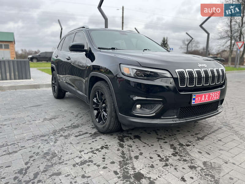 Позашляховик / Кросовер Jeep Cherokee 2019 в Лубнах