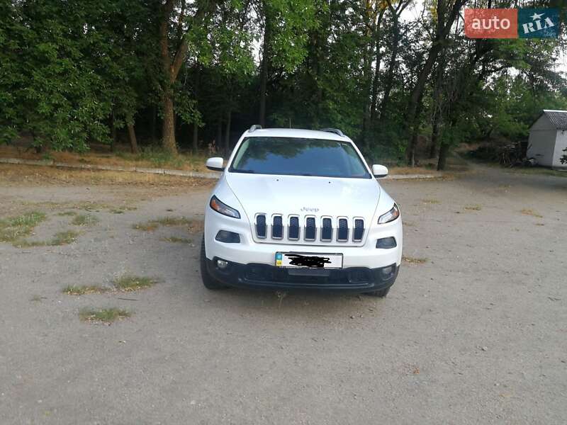 Позашляховик / Кросовер Jeep Cherokee 2015 в Кропивницькому
