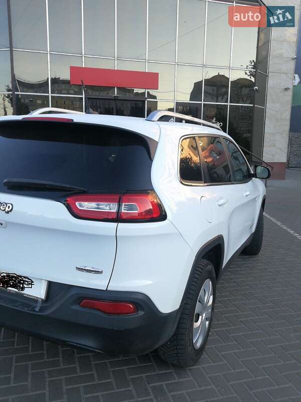 Позашляховик / Кросовер Jeep Cherokee 2015 в Кропивницькому