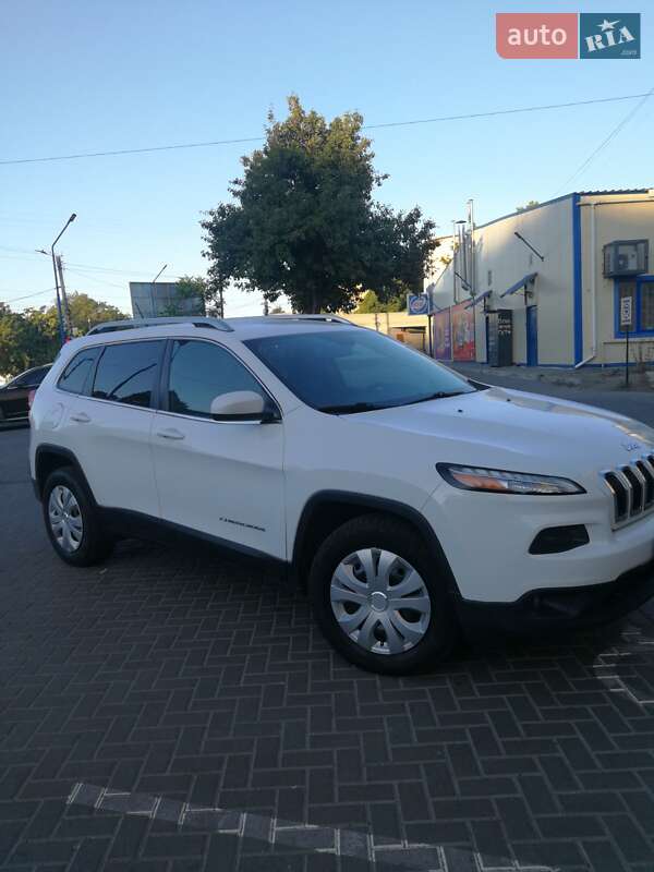 Позашляховик / Кросовер Jeep Cherokee 2015 в Кропивницькому