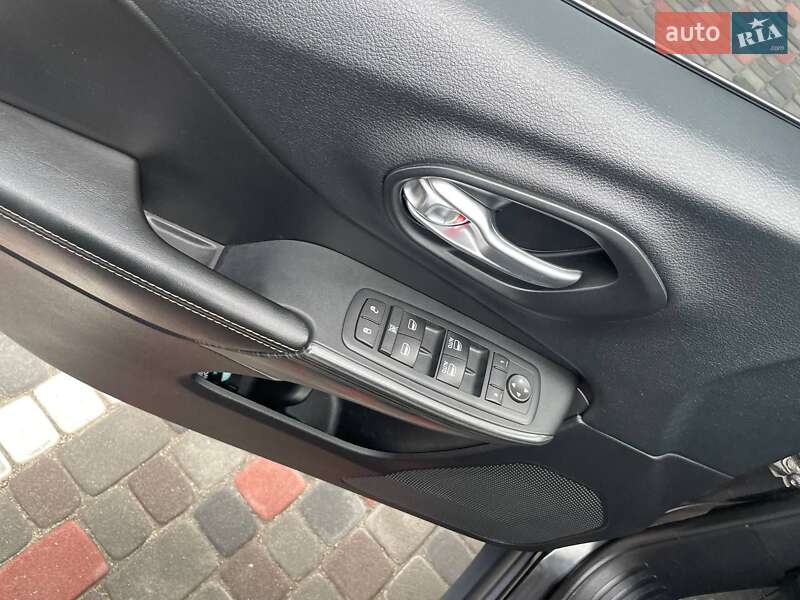 Внедорожник / Кроссовер Jeep Cherokee 2016 в Днепре