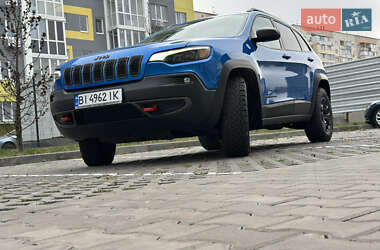 Внедорожник / Кроссовер Jeep Cherokee 2019 в Полтаве
