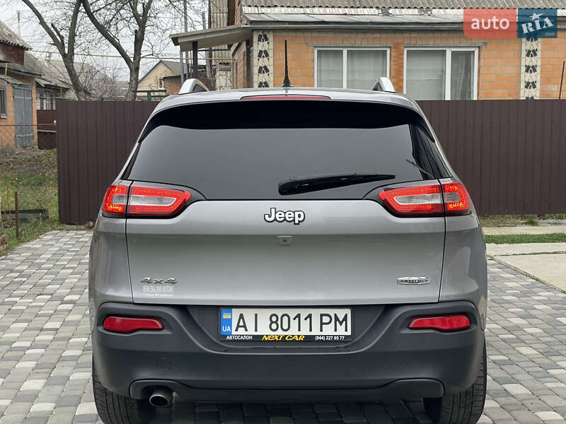 Внедорожник / Кроссовер Jeep Cherokee 2014 в Лубнах