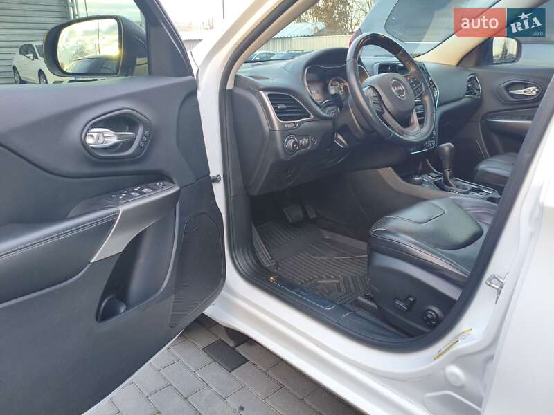Позашляховик / Кросовер Jeep Cherokee 2018 в Харкові