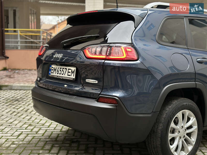 Позашляховик / Кросовер Jeep Cherokee 2021 в Ромнах