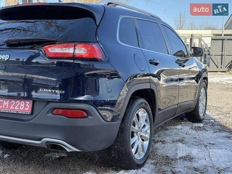 Позашляховик / Кросовер Jeep Cherokee 2015 в Стрию
