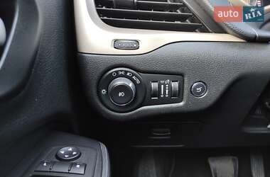 Внедорожник / Кроссовер Jeep Cherokee 2014 в Львове