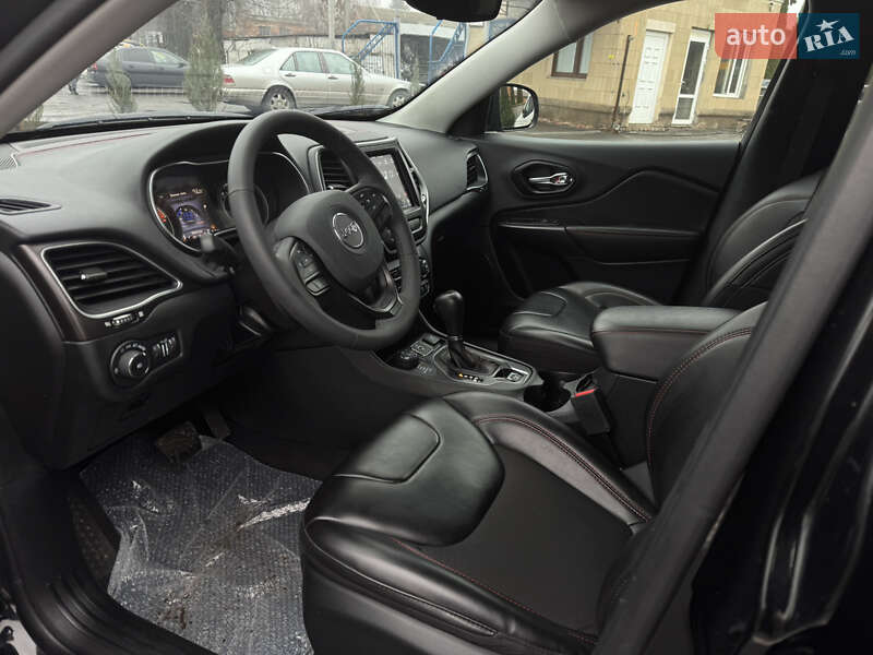 Позашляховик / Кросовер Jeep Cherokee 2022 в Лубнах