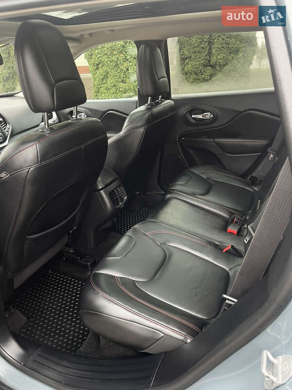 Внедорожник / Кроссовер Jeep Cherokee 2014 в Дубно фото 24 Внедорожник / Кроссовер Jeep Cherokee 2014 в Дубно