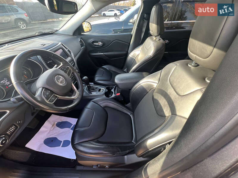 Внедорожник / Кроссовер Jeep Cherokee 2018 в Харькове фото 16 Внедорожник / Кроссовер Jeep Cherokee 2018 в Харькове