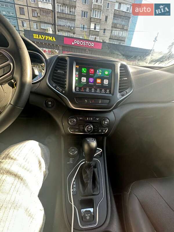 Внедорожник / Кроссовер Jeep Cherokee 2021 в Днепре