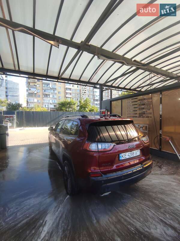 Внедорожник / Кроссовер Jeep Cherokee 2021 в Днепре