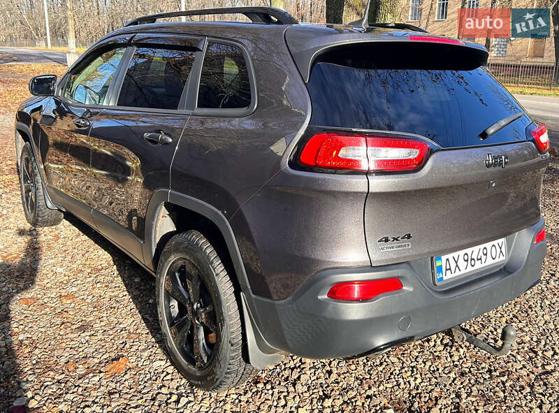Позашляховик / Кросовер Jeep Cherokee 2015 в Харкові