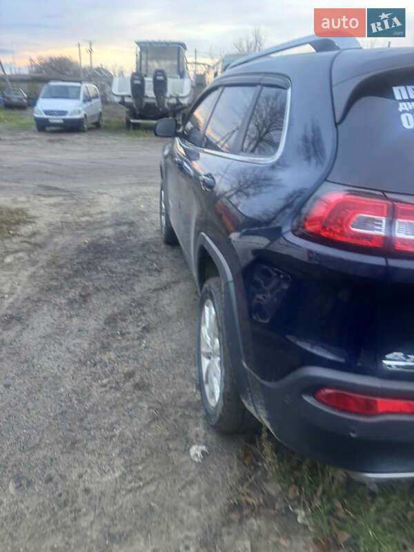 Позашляховик / Кросовер Jeep Cherokee 2015 в Білгороді-Дністровському фото 5 Позашляховик / Кросовер Jeep Cherokee 2015 в Білгороді-Дністровському