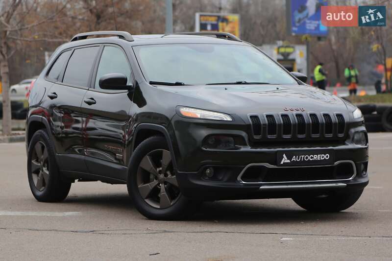 Jeep Cherokee 2016
