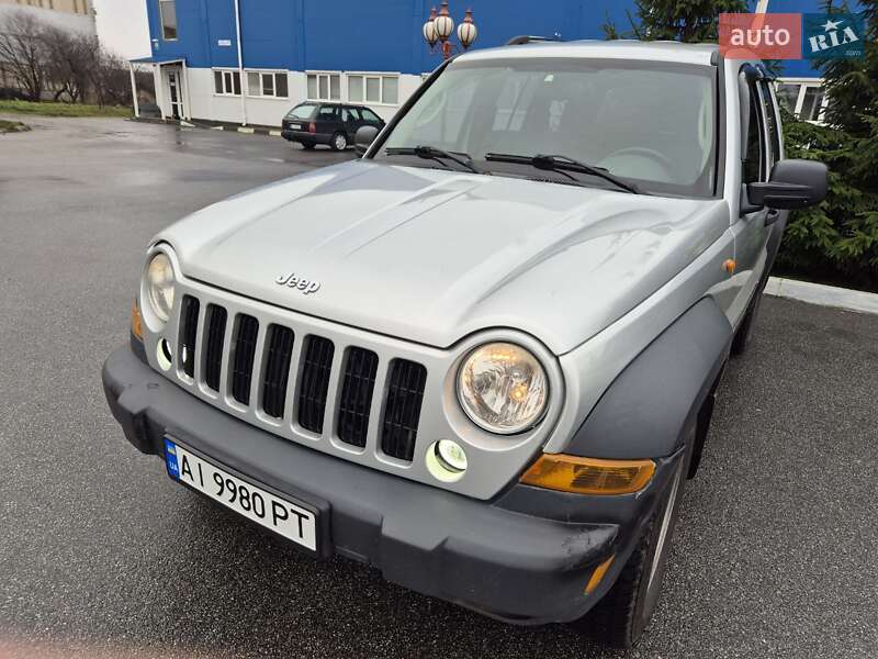 Позашляховик / Кросовер Jeep Cherokee 2006 в Богуславі фото 9 Позашляховик / Кросовер Jeep Cherokee 2006 в Богуславі