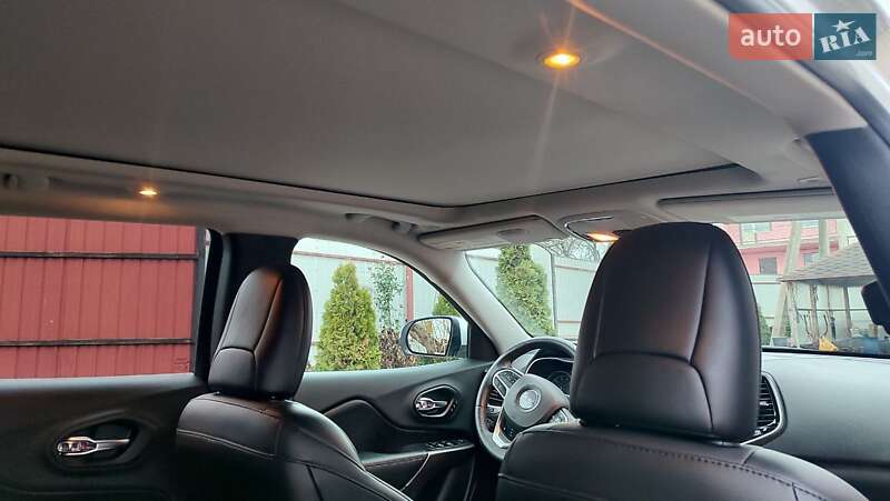 Позашляховик / Кросовер Jeep Cherokee 2019 в Полтаві
