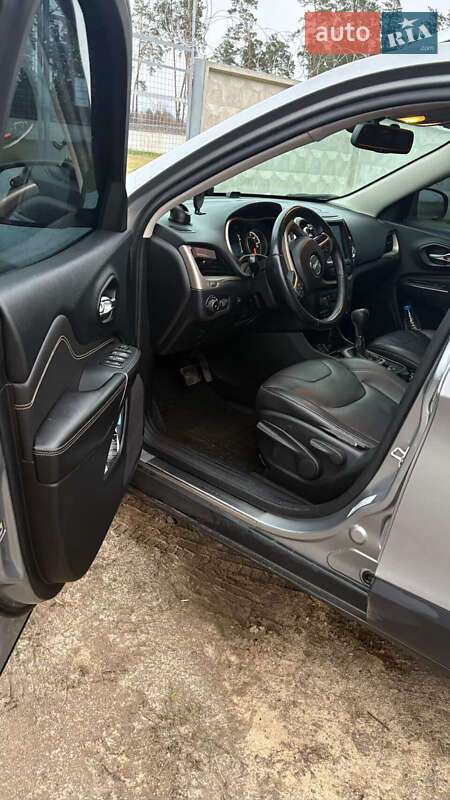 Внедорожник / Кроссовер Jeep Cherokee 2015 в Хмельницком фото 11 Внедорожник / Кроссовер Jeep Cherokee 2015 в Хмельницком