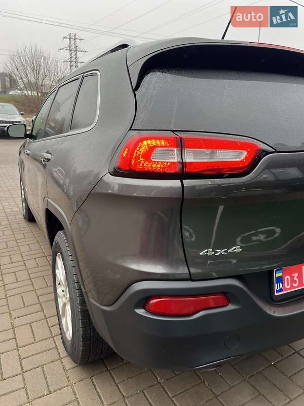 Позашляховик / Кросовер Jeep Cherokee 2014 в Києві фото 30 Позашляховик / Кросовер Jeep Cherokee 2014 в Києві