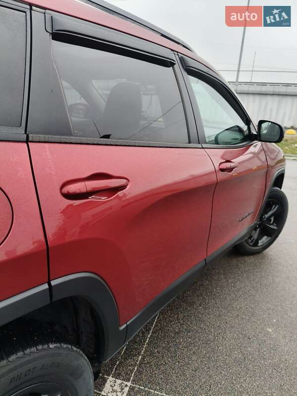 Внедорожник / Кроссовер Jeep Cherokee 2016 в Ирпене