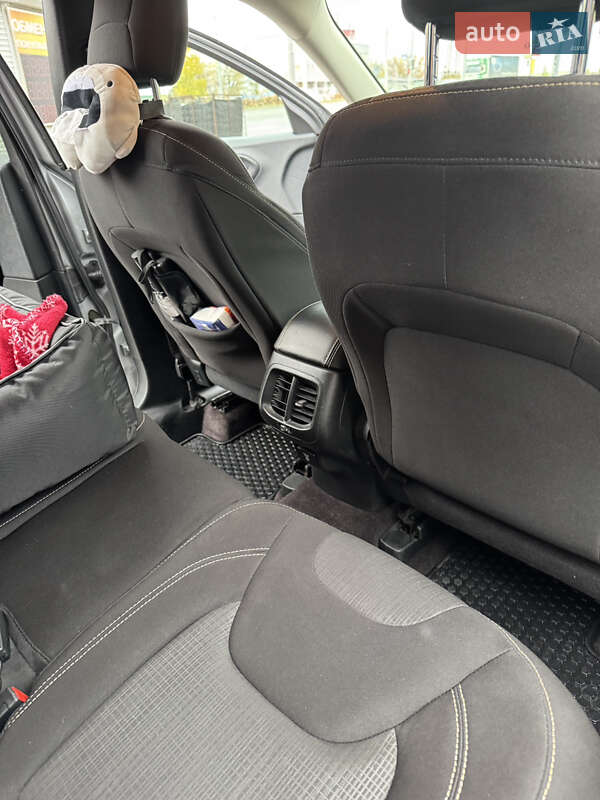 Позашляховик / Кросовер Jeep Cherokee 2016 в Харкові фото 11 Позашляховик / Кросовер Jeep Cherokee 2016 в Харкові