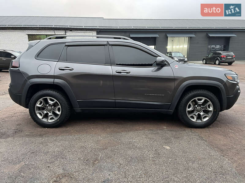 Позашляховик / Кросовер Jeep Cherokee 2018 в Чернігові