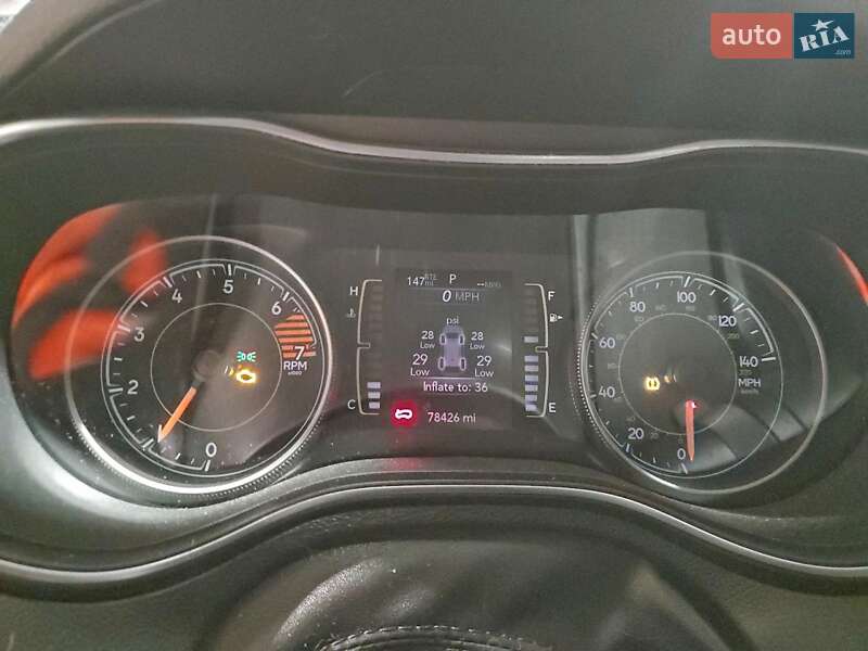 Внедорожник / Кроссовер Jeep Cherokee 2018 в Хмельницком