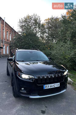 Внедорожник / Кроссовер Jeep Cherokee 2018 в Хмельницком