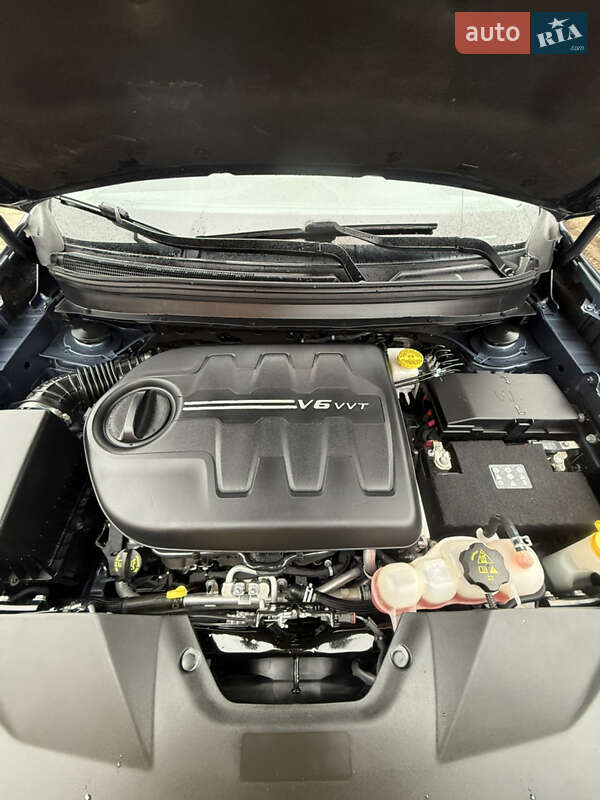 Внедорожник / Кроссовер Jeep Cherokee 2020 в Киеве