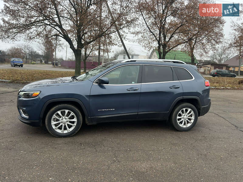 Внедорожник / Кроссовер Jeep Cherokee 2019 в Чернигове