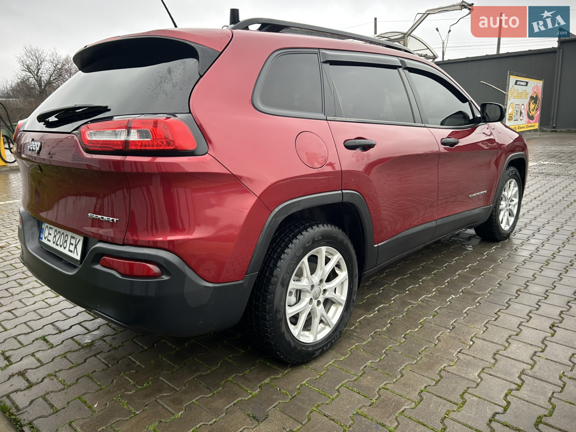 2016 Jeep Cherokee - мініатюра 16