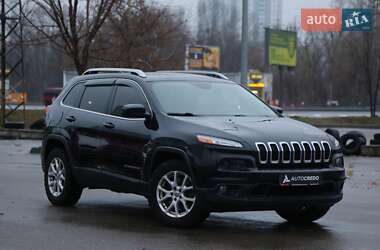 Внедорожник / Кроссовер Jeep Cherokee 2016 в Киеве