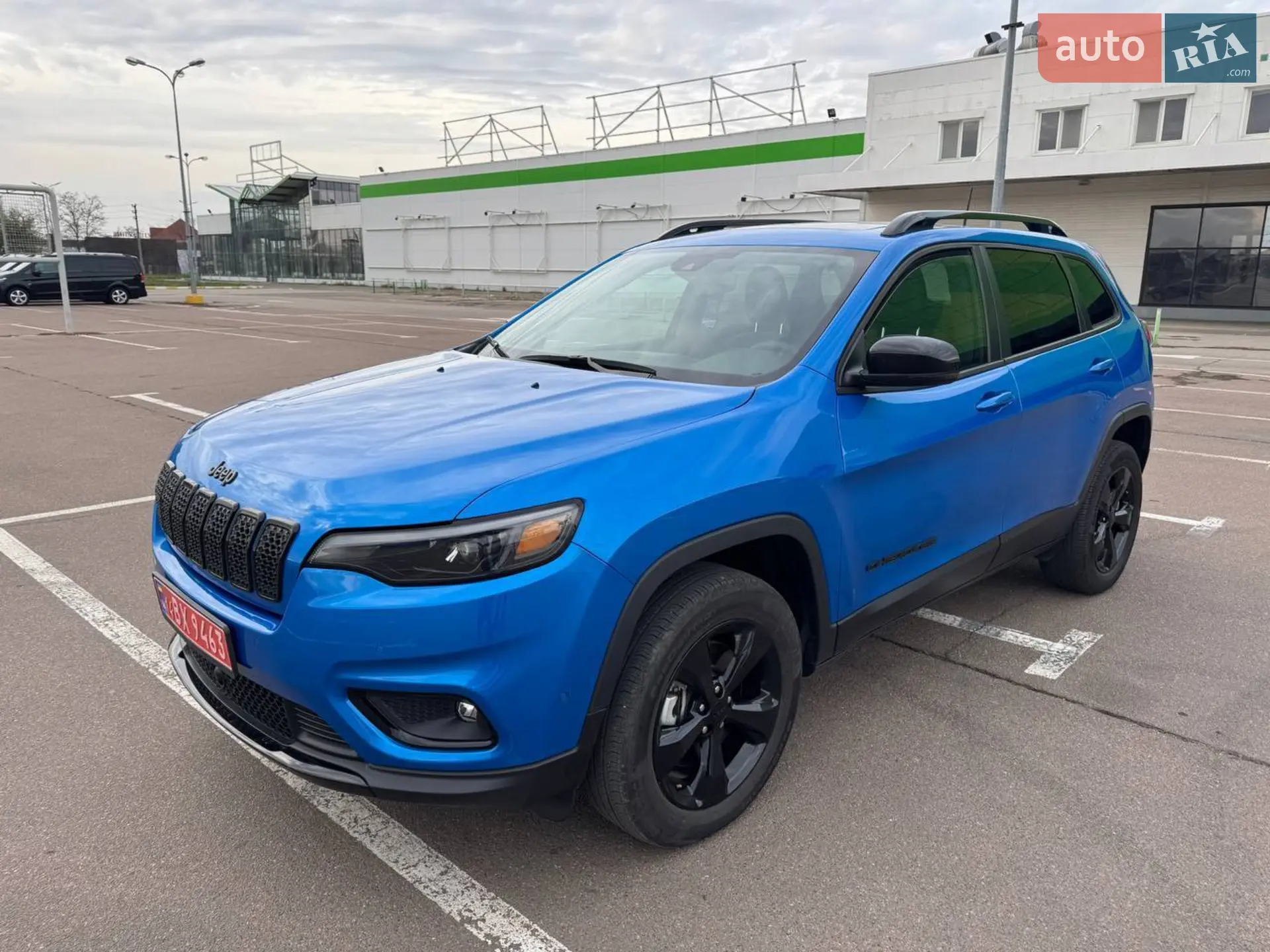 2023 Jeep Cherokee - фото 1