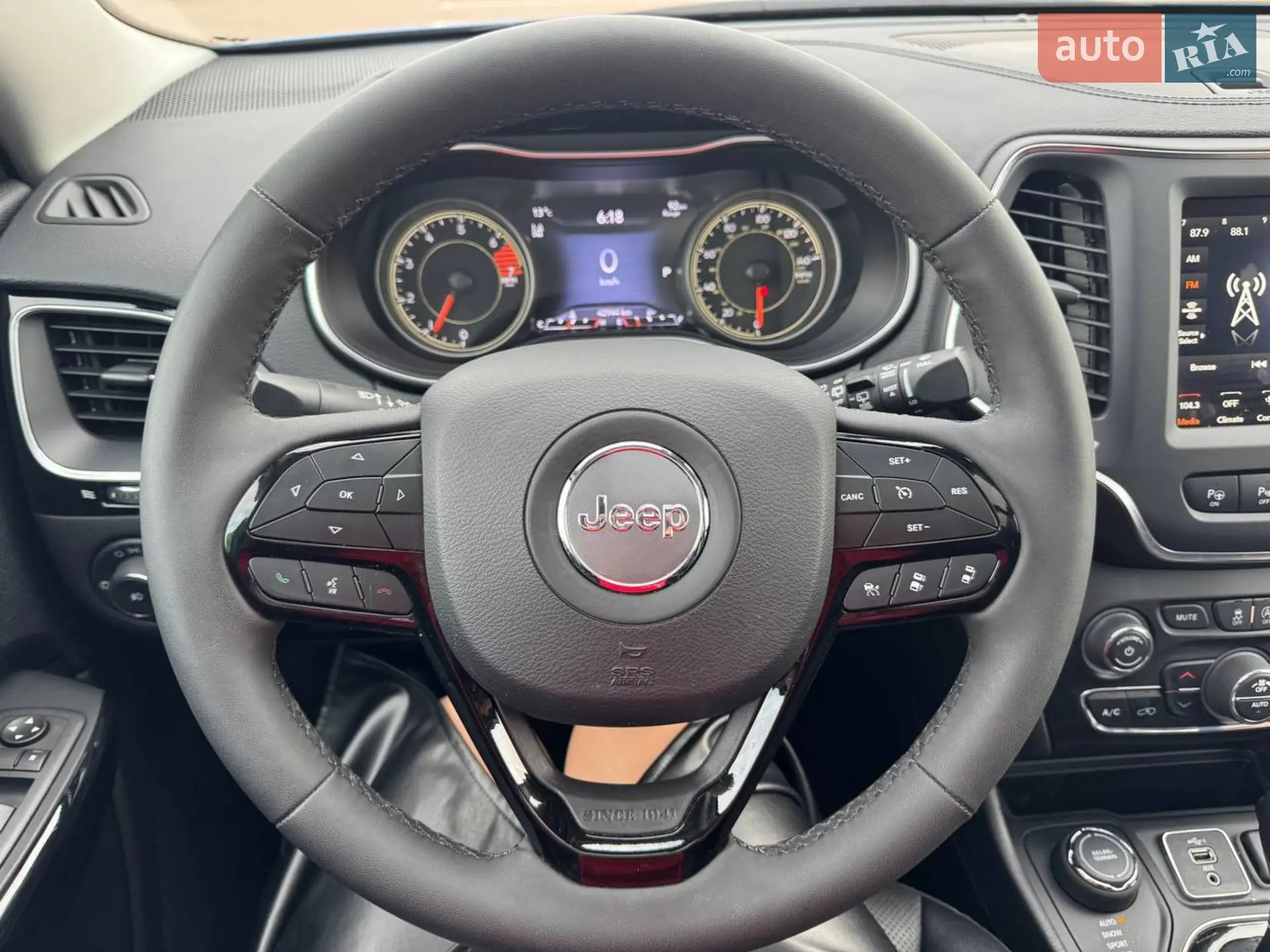 2023 Jeep Cherokee - мініатюра 12