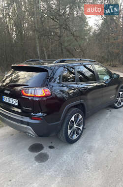 Внедорожник / Кроссовер Jeep Cherokee 2022 в Киеве