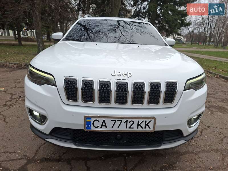 Внедорожник / Кроссовер Jeep Cherokee 2021 в Черкассах