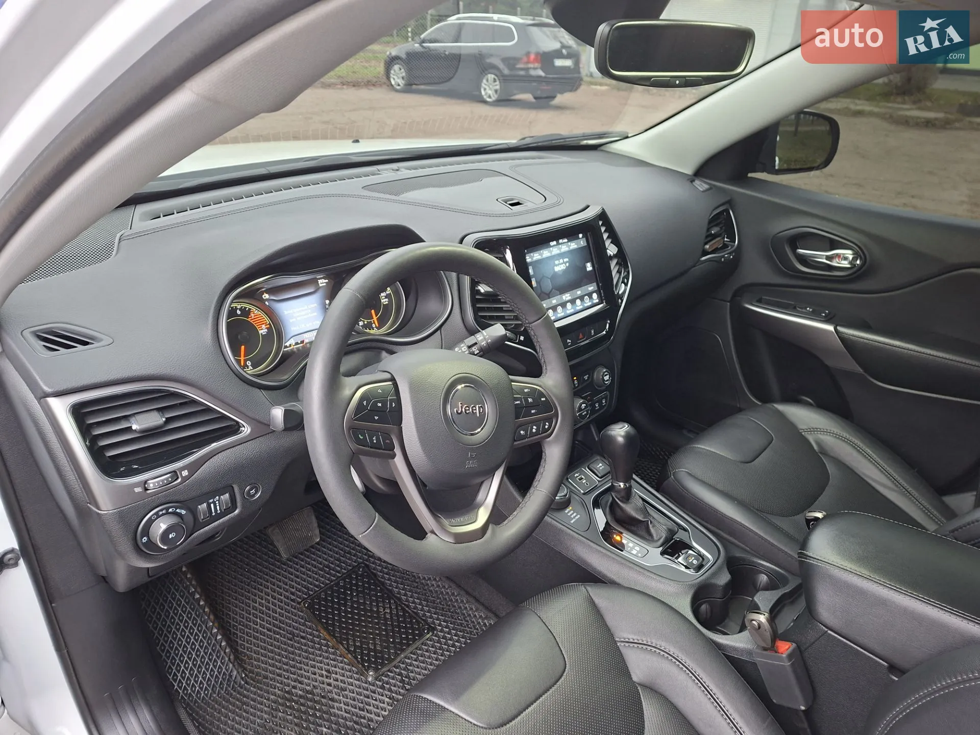 2021 Jeep Cherokee - мініатюра 13