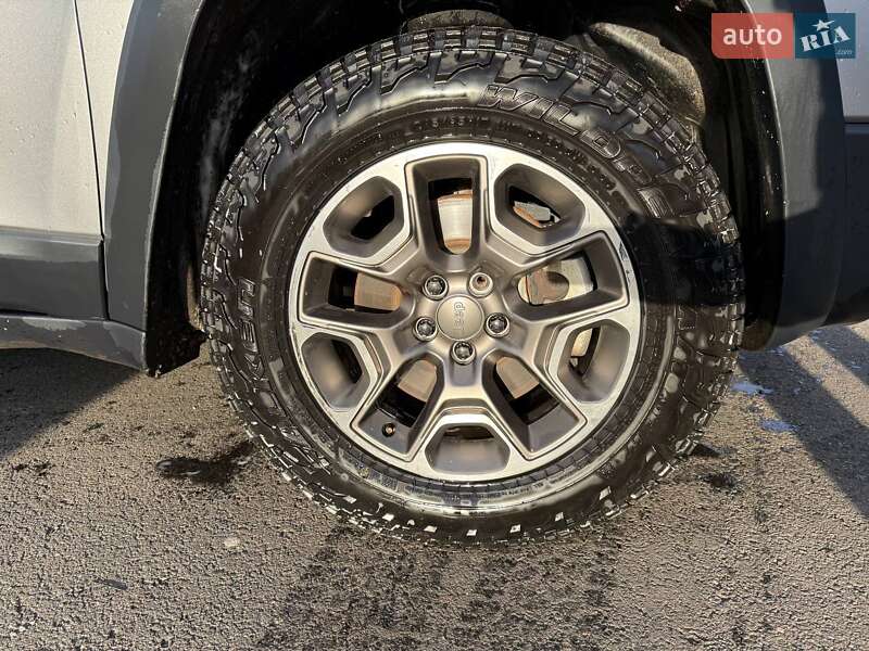 Внедорожник / Кроссовер Jeep Cherokee 2019 в Харькове фото 19 Внедорожник / Кроссовер Jeep Cherokee 2019 в Харькове