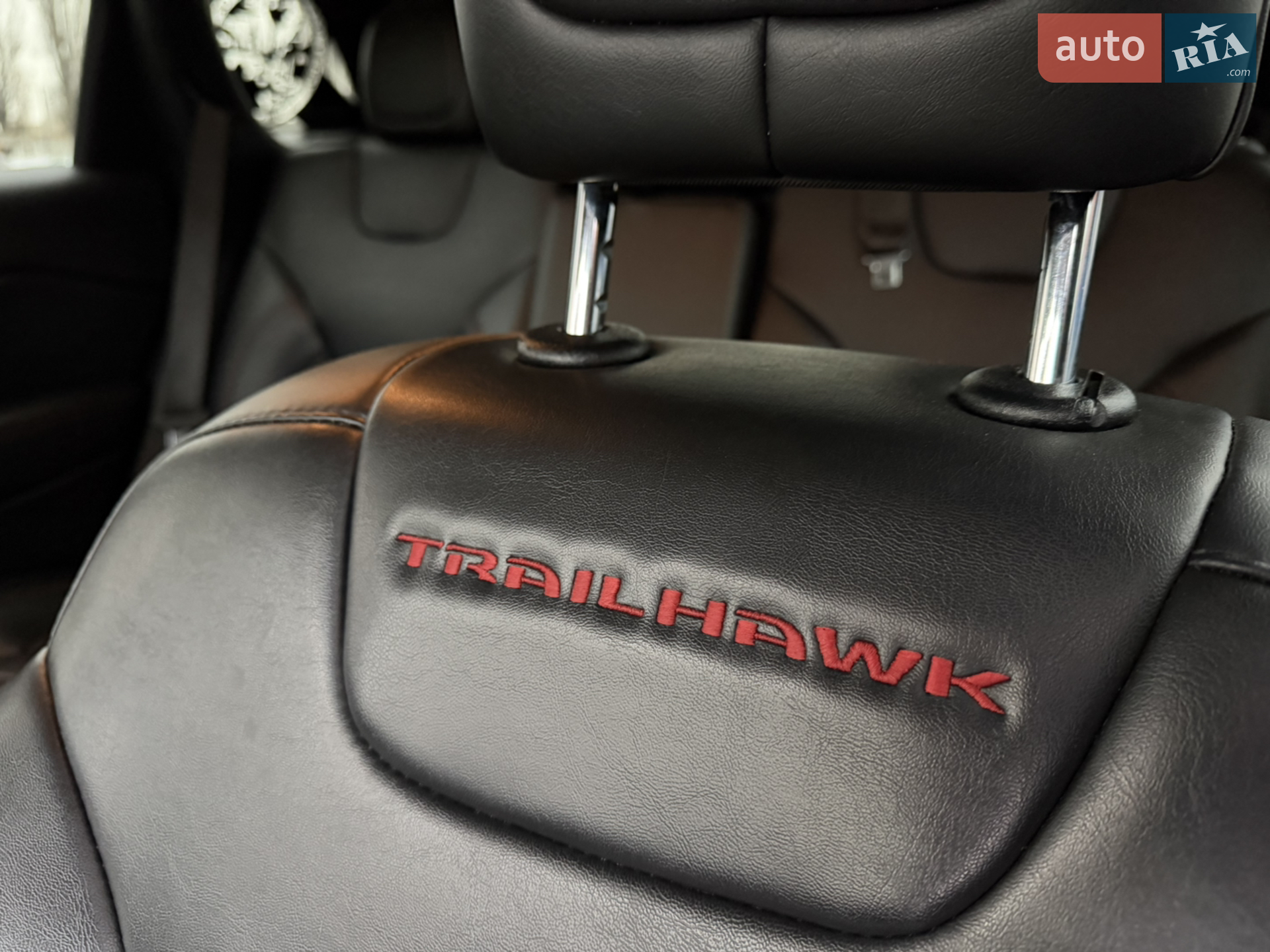 Jeep Cherokee 2020 VIN 1C4PJMBX2MD172963 фото оголошення 33 з 51