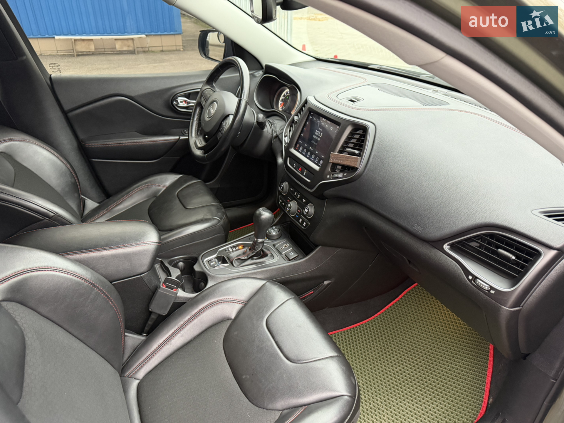 Jeep Cherokee 2020 VIN 1C4PJMBX2MD172963 фото оголошення 49 з 51