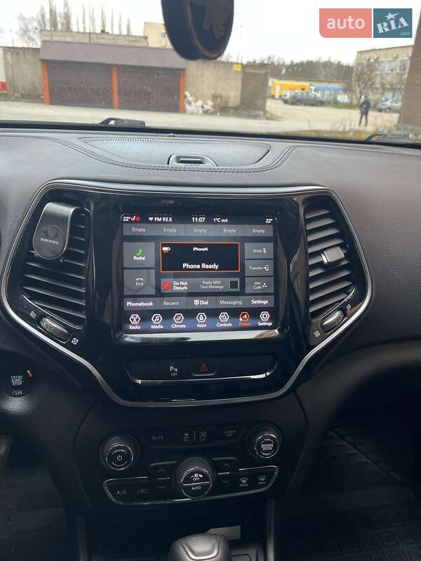 Внедорожник / Кроссовер Jeep Cherokee 2019 в Нетешине фото 8 Внедорожник / Кроссовер Jeep Cherokee 2019 в Нетешине