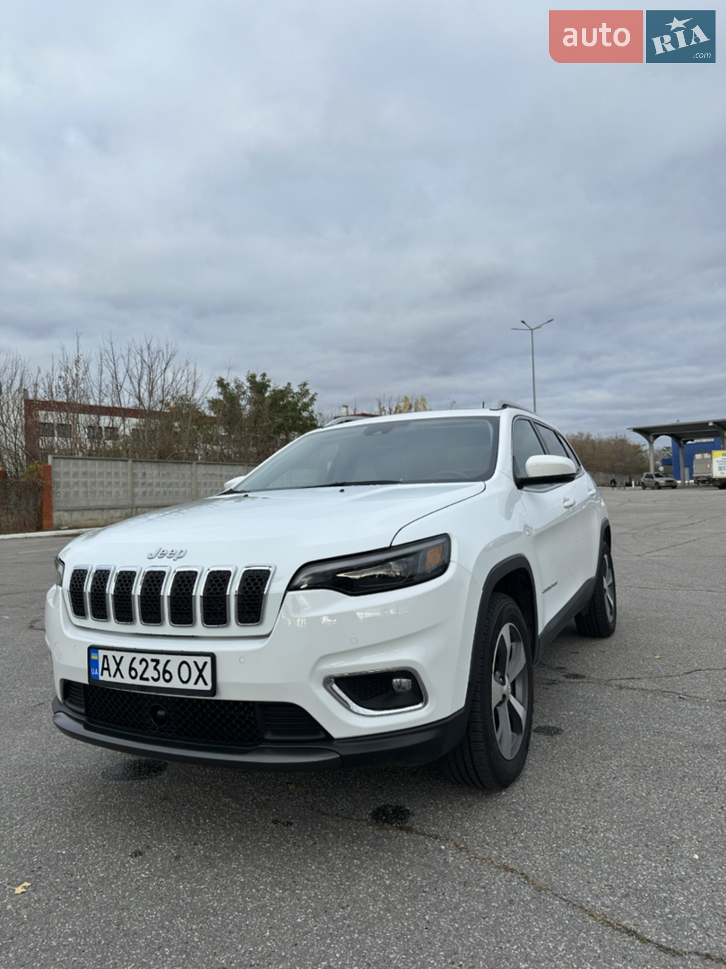 2020 Jeep Cherokee - мініатюра 3
