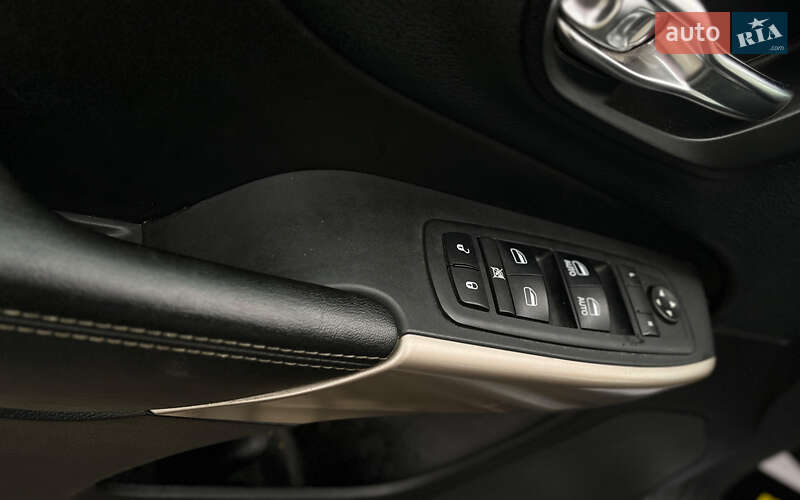 Внедорожник / Кроссовер Jeep Cherokee 2017 в Мукачево