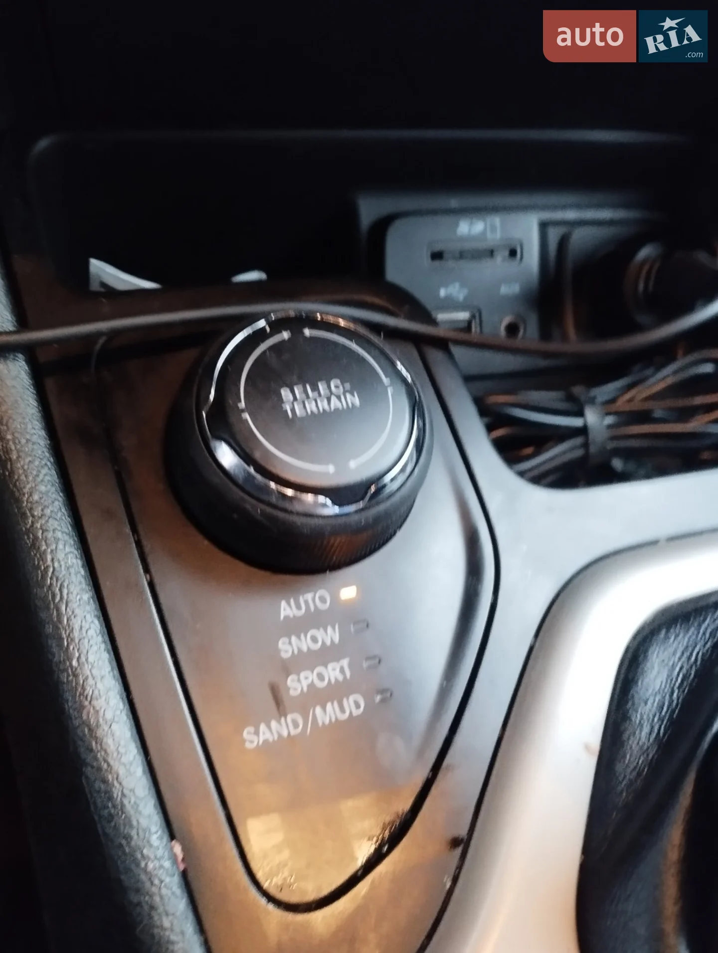 2016 Jeep Cherokee - мініатюра 21