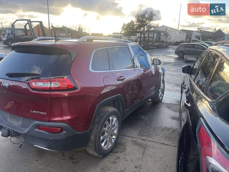 Внедорожник / Кроссовер Jeep Cherokee 2016 в Ровно