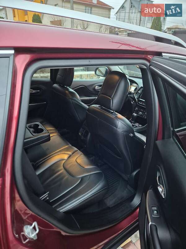 Позашляховик / Кросовер Jeep Cherokee 2020 в Хмельницькому